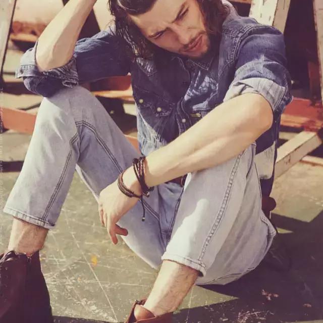 牛仔怎么洗防脱色,牛仔洗护指南