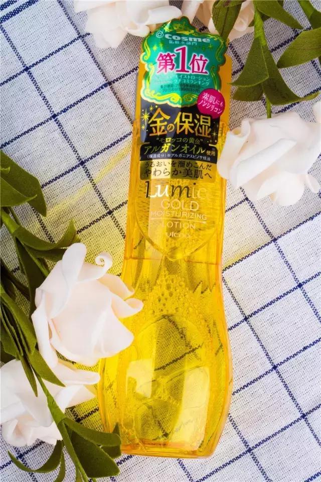 Word天！曾经不起眼的姨妈巾，这次颠覆了我们的三观