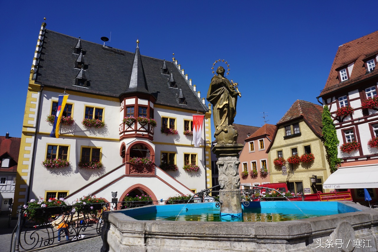 美丽的莱茵河东岸最著名的葡萄酒,法兰肯葡萄酒