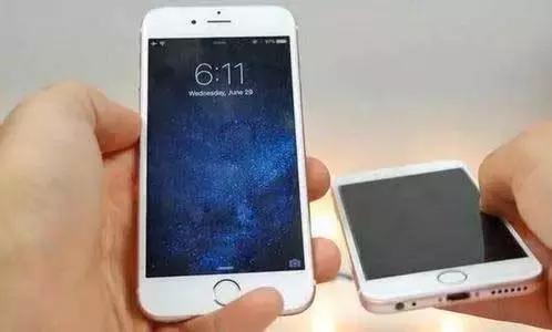 苹果为什么更新会变砖,苹果手机更新17.4变砖头