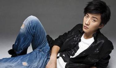 发文悼念乔任梁的明星,乔任梁发文辟谣