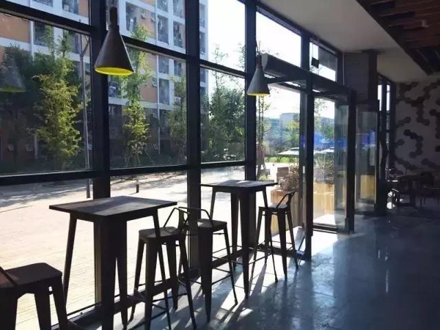 本地聚焦丨成都大学火了，因为食堂问题上了央视新闻