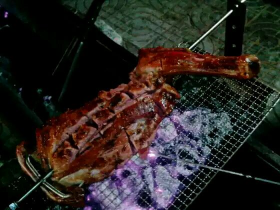 不用去内蒙,鲜嫩内蒙古特色烤羊腿