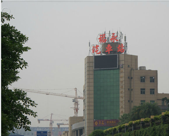 记录农村女孩出来打工的十年,记录创业女人的真实生活