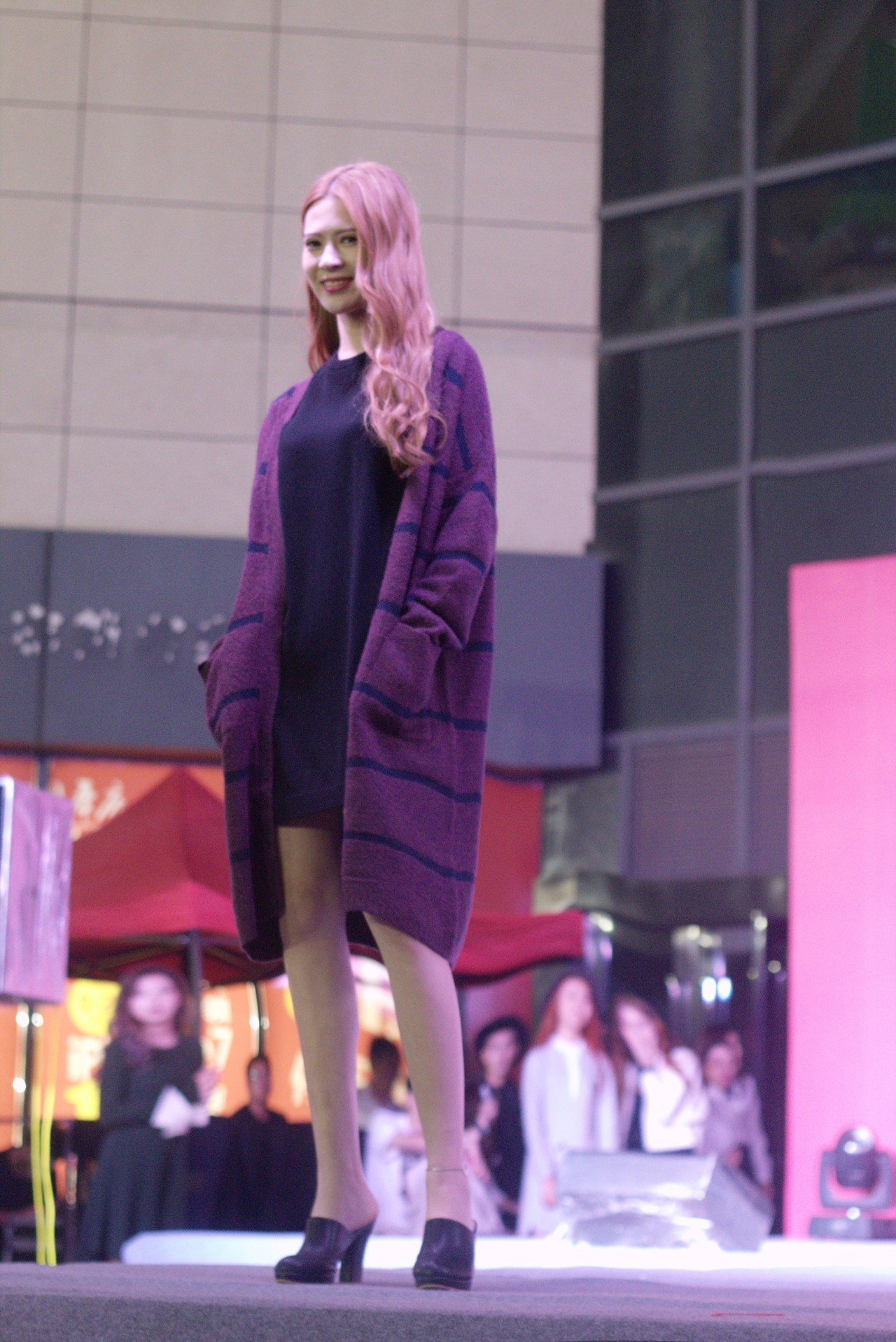 苑苑发型发布会,苑苑时尚发布