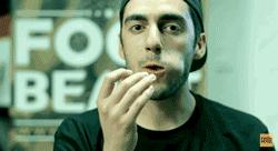 护肤怎么去红,用什么护肤品可以改善脸上红血丝