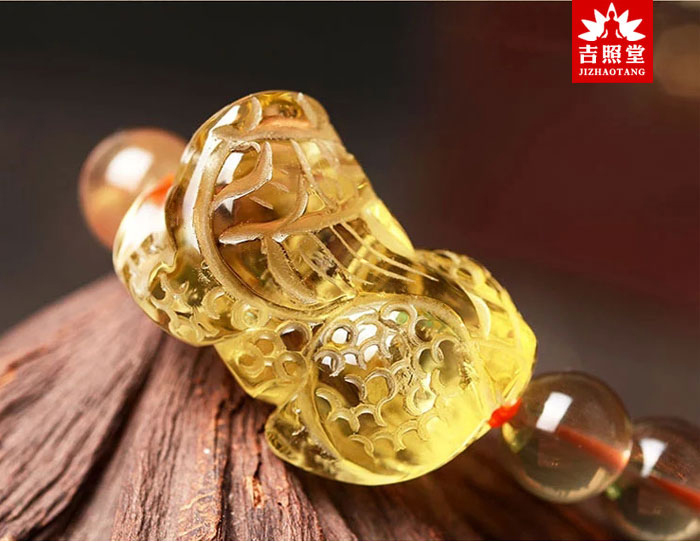 女士佩戴翡翠貔貅关注事项,貔貅手串佩戴有什么讲究女士