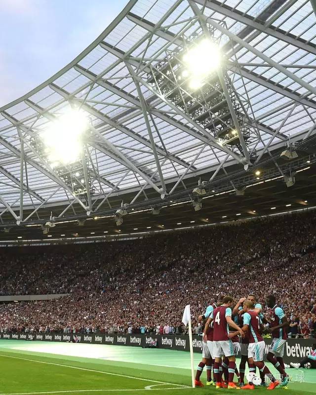 足球球迷背后的愤怒,足球中产阶级