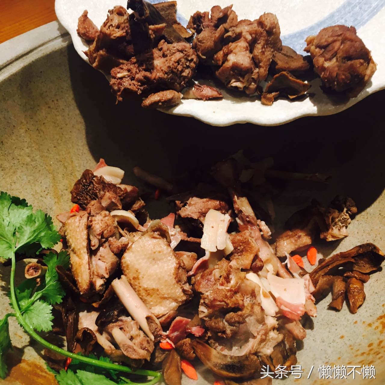 鑽夊附瀵规垬宀╂祮,鑽夊附鍜岄粦鑳″瓙鐩搁亣