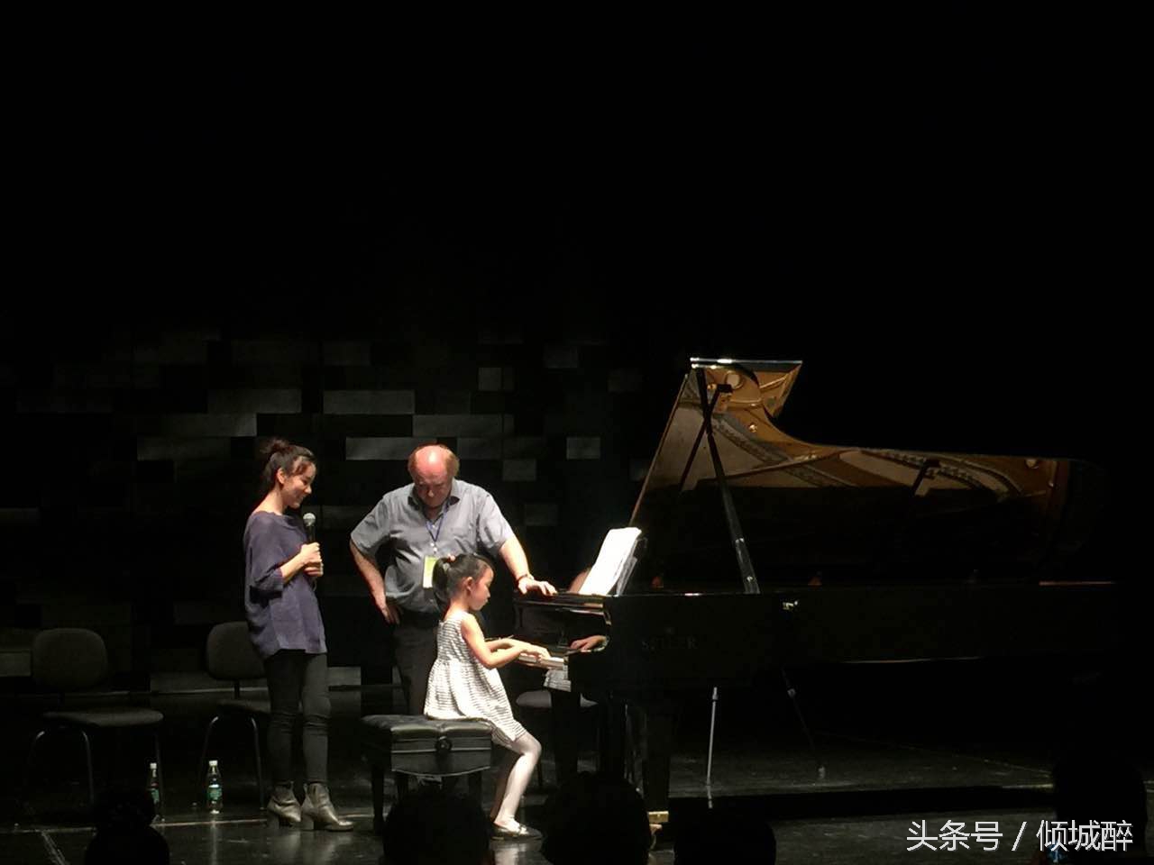 德国著名钢琴家Scheps教授莅临华韵琴行