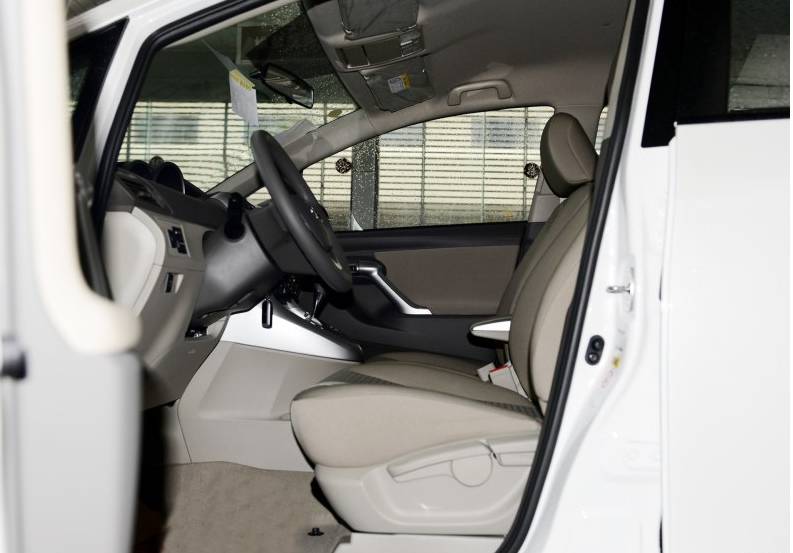 丰田逸致与途安,强者之间的对决谁更胜一筹