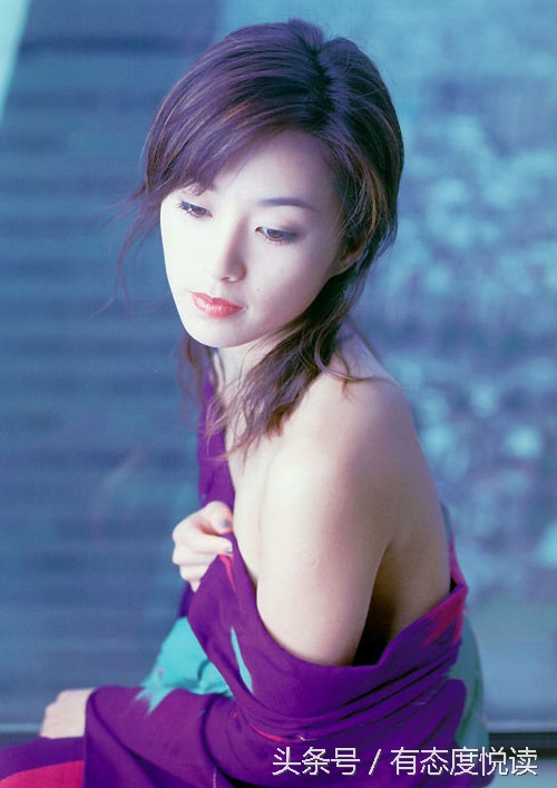 玉女回头金不换？酒井法子怎样完成“不可能”的自我救赎