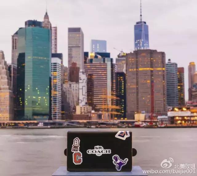 coach新款限定包又变热卖款,coach黑色火爆款