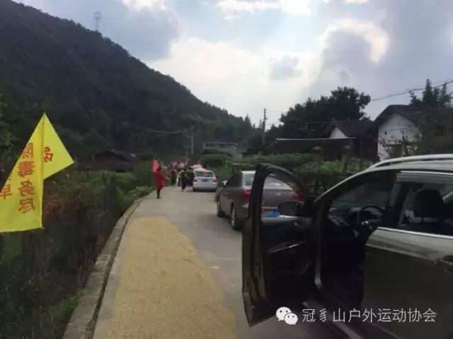 骞插緱婕備寒鍗楁槍,骞插緱婕備寒涓茬儳