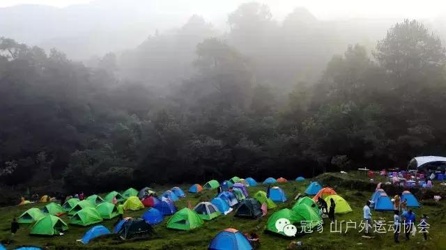 骞插緱婕備寒鍗楁槍,骞插緱婕備寒涓茬儳