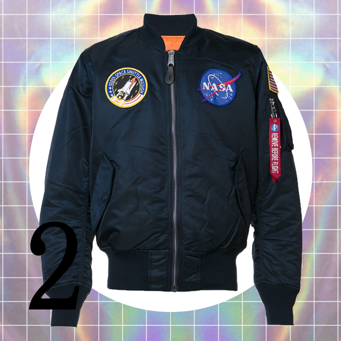 今秋必穿这3件薄外套巨火巨洋气,emperorarmani棒球外套