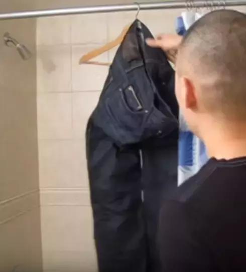 牛仔怎么洗防脱色,牛仔洗护指南