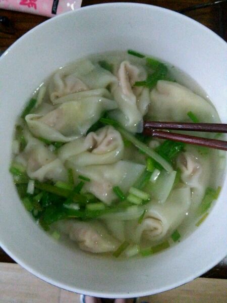 男朋友做饭难吃我特别生气怎么办,男朋友做饭很好吃什么体验