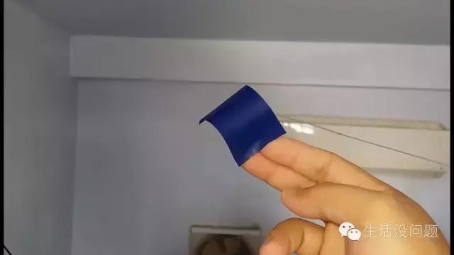 瓶盖内垫胶粘不紧怎么处理,塑料瓶盖滑丝拧不开小妙招