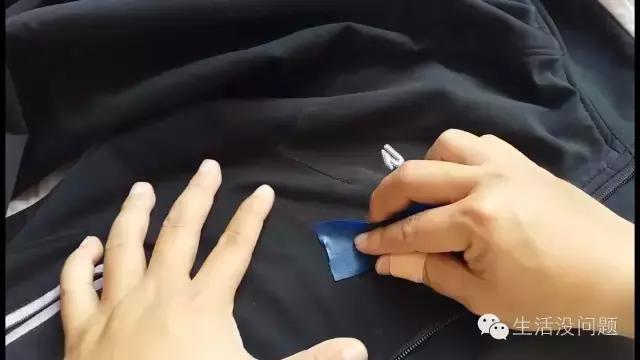 瓶盖内垫胶粘不紧怎么处理,塑料瓶盖滑丝拧不开小妙招