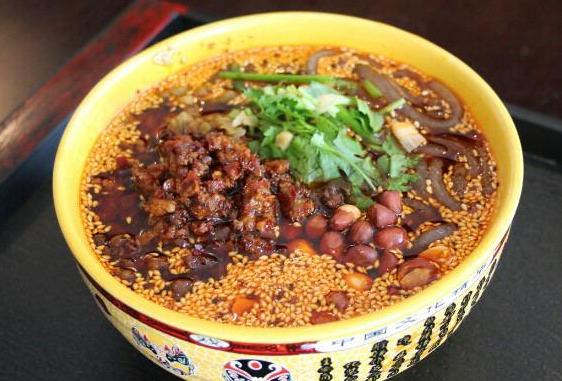 重庆酸辣粉制作过程,正宗重庆酸辣粉去哪培训好