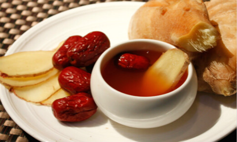 「湿气重」易长痘，用这几招最见效