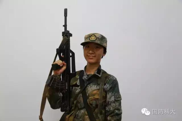 萌漫话女兵，女学霸的从军梦缘来如此