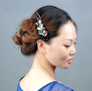 新娘韩式长发盘发发型慢动作教程,发型女2020流行发型盘发简单韩式