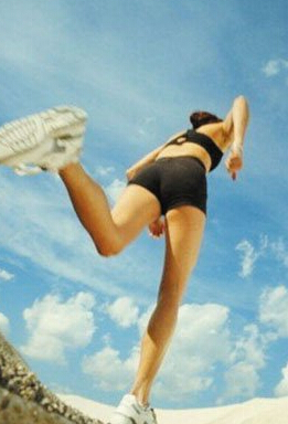 跑步小腿肌肉疼痛一招自愈,跑步过程中小腿肌肉酸痛如何缓解