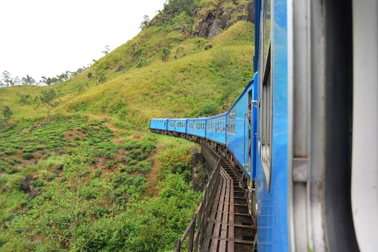免签证出国需要什么手续,免签和落地签国家旅游推荐