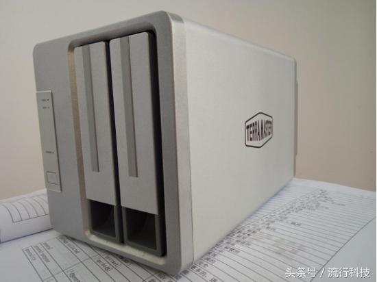 铁威马双盘位磁盘阵列设置,磁盘阵列柜评测铁威马