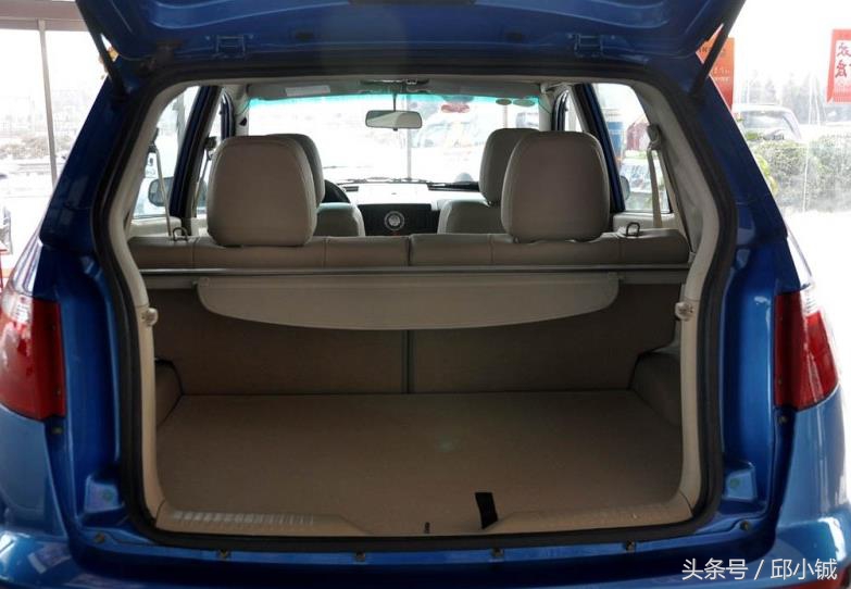 有颜值的suv家用40万,一款颜值高内饰美动力强的小型suv