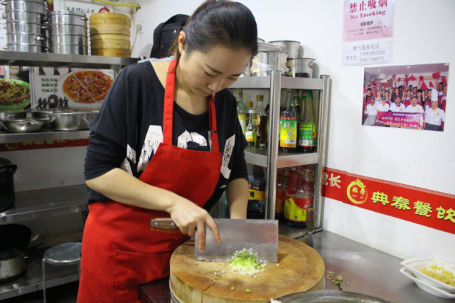 西安典秦厨师培训,陕西小吃卤菜培训