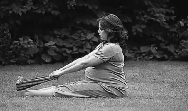 孕妇晚期瑜伽操60分钟完整版,初学孕妇瑜伽视频教程