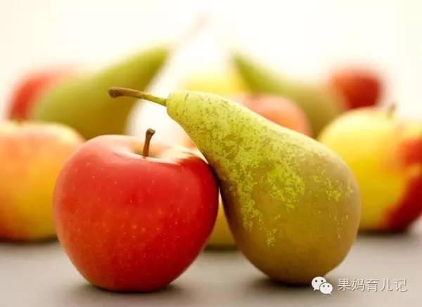 宝宝发烧美林泰诺林交替使用,宝宝发热泰诺跟什么搭配