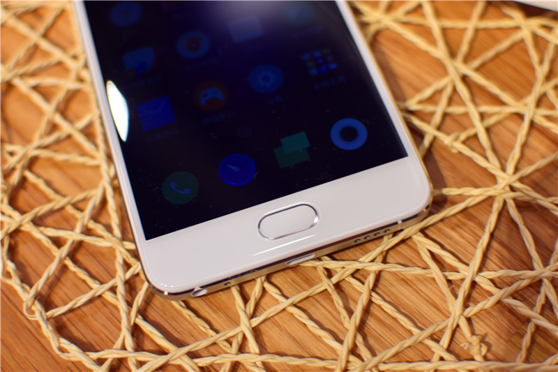 低调不代表没有光芒,低调不代表没有光环