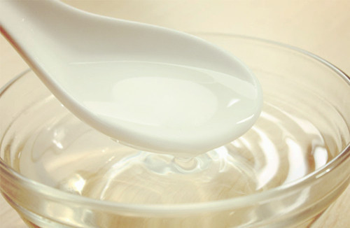 孩子衣服上水果汁怎么去掉,果汁滴到白色衣服上怎么处理