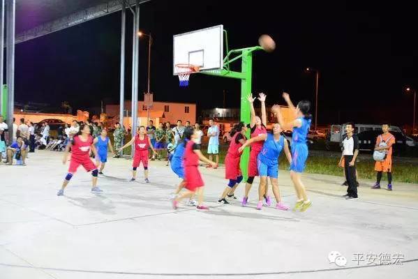 赛场竞技彰显青春活力,竞技场上的意气风发