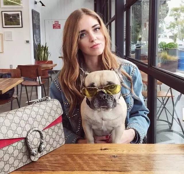 时髦办|不知道牛仔外套哪里好，可就是谁也替代不了