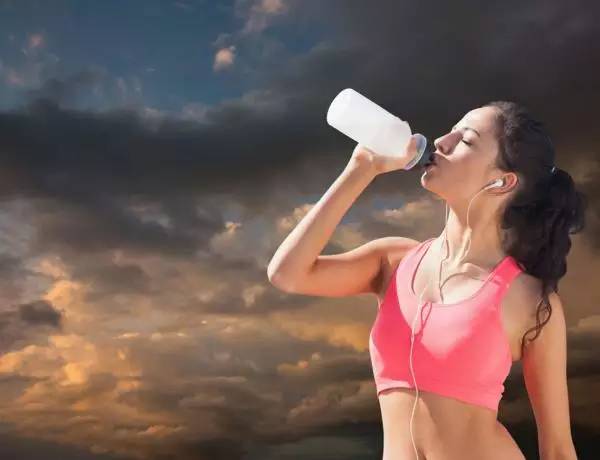 减肥脸部干燥怎么办,在减肥期间嘴唇很干怎么回事