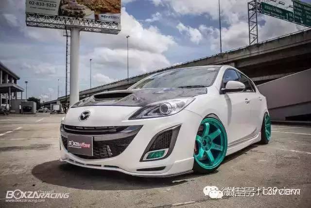 手动马自达3星骋两厢改装,马自达3平民如何改装好看