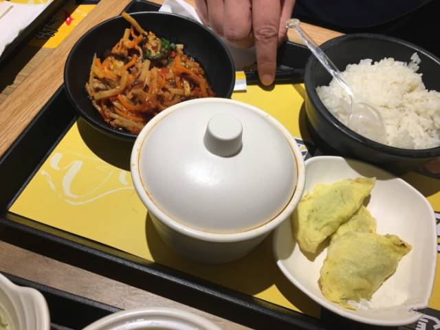 南京地铁美食的攻略,南京地铁三号线哪站美食多