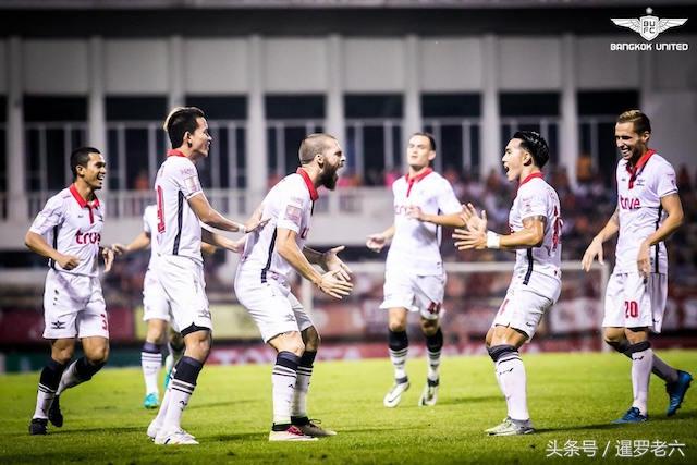 来看看泰超亚军曼谷联队的年终总结图表，比某些中超队专业多了！