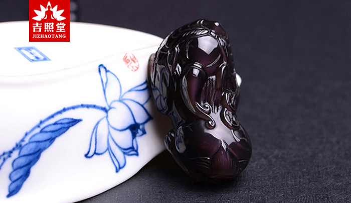 翡翠貔貅吊坠怎么开光,貔貅吊坠开光认主