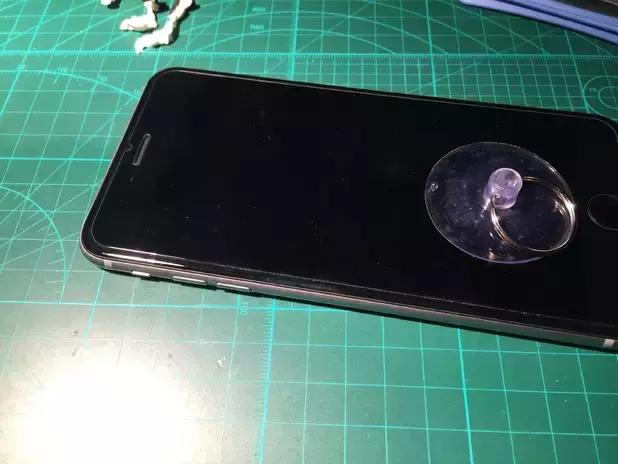 给苹果6s换4000毫安电池,iphone6plus更换电池