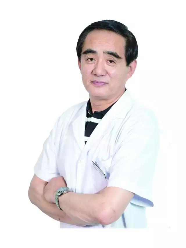 45岁近视高达1500度，是什么让他的视力“返老还童”？