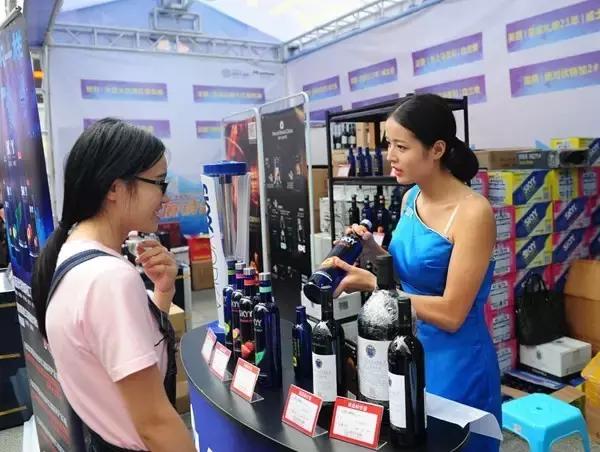 国庆来重庆从你的全世界路过,国庆来了完整视频