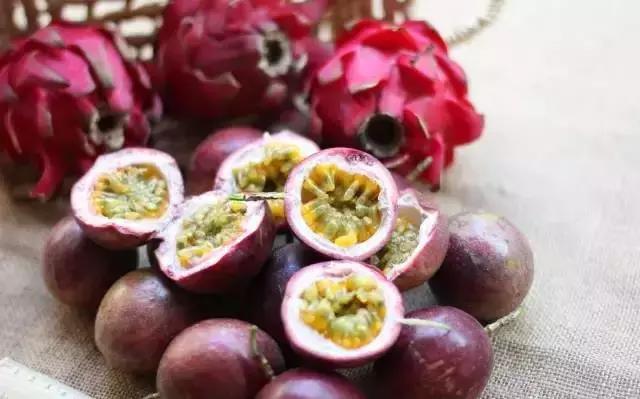 吃百香果会胖吗,青百香果能吃吗