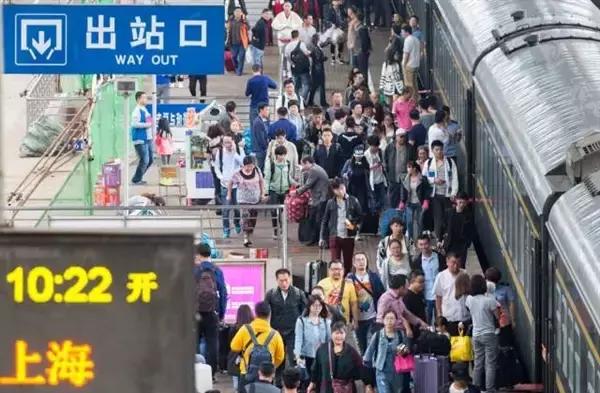 火车站免费充电的地方在哪,火车站一般可以免费充电吗