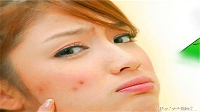 女孩眼睛角膜溃疡,小朋友眼角膜红是什么原因怎么办